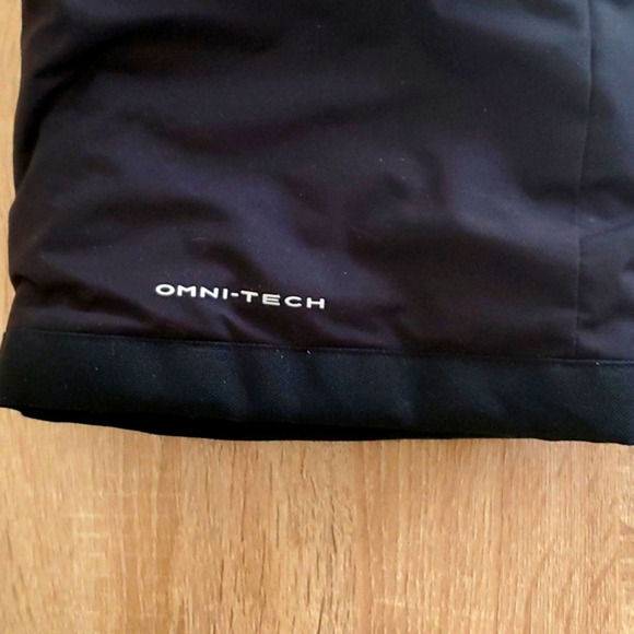 NWOT Columbia Omni-Tech youth snow pants. 10/12. - Picture 5 of 7